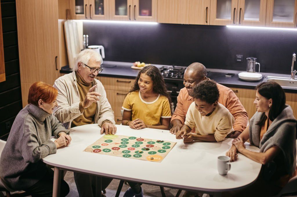 indoor games, board games for family