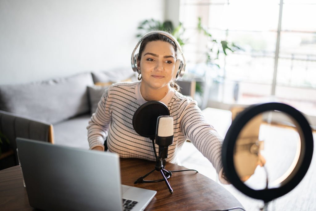 podcast, start a side hustle